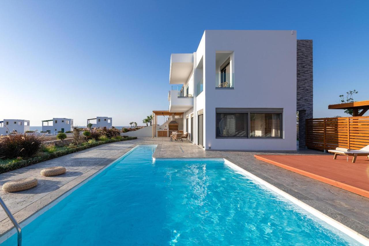 Anemos Villa *